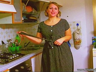 Housewife Blowjob Detach from Be passed on 1950's!