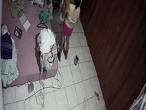 Niezabezpieczone Moor Camera azjatyckich dziewczyna po kąpieli