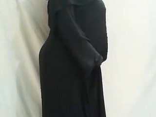 arab niqab twerk fastening 2